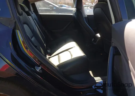 2019 Tesla Model 3 Long Range/Performance из США, поврежденный, VIN 5YJ3E1EB2KF451451